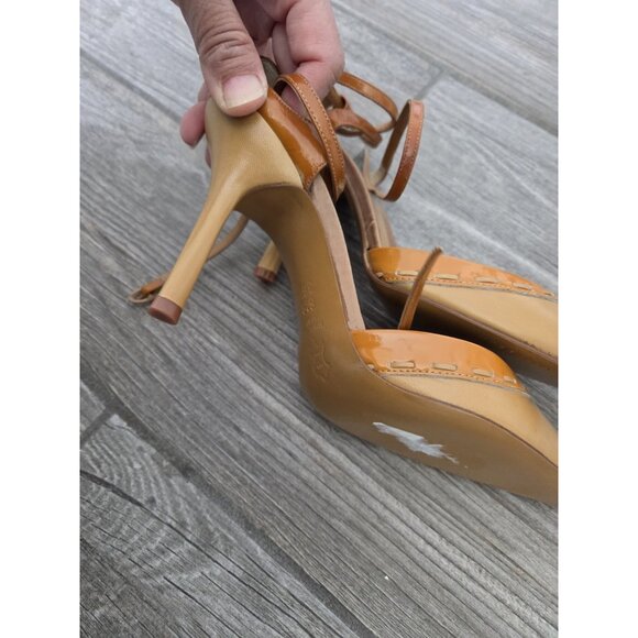 BCBG Maxazria Pointed Leather Lace Up Heels In Size 6.5. Made In Italy - Picture 8 of 8